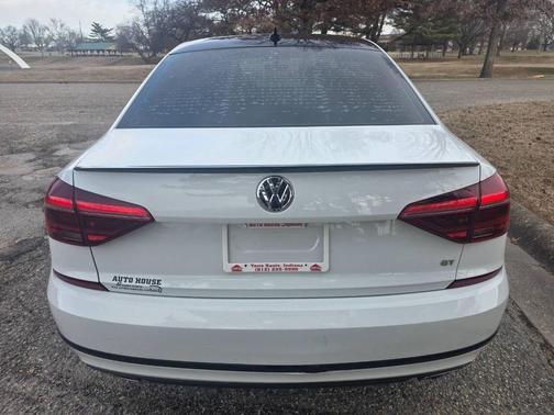 2018 Volkswagen Passat 3.6L V6 GT