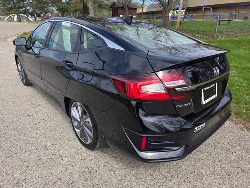 Crystal Black Pearl 2021 Honda Clarity Plug-In Hybrid Touring