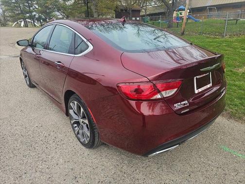 2016 Chrysler 200 C