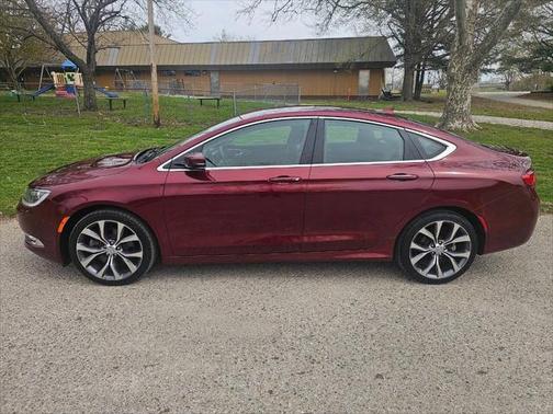 2016 Chrysler 200 C