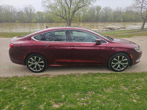 2016 Chrysler 200 C