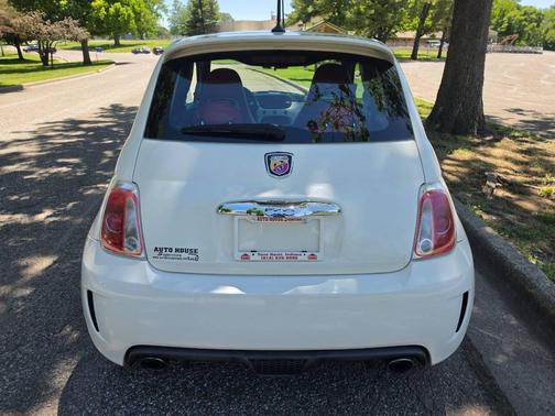 Bianco 2013 FIAT 500 Abarth