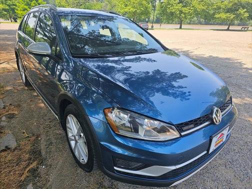 2017 Volkswagen Golf Alltrack TSI SE