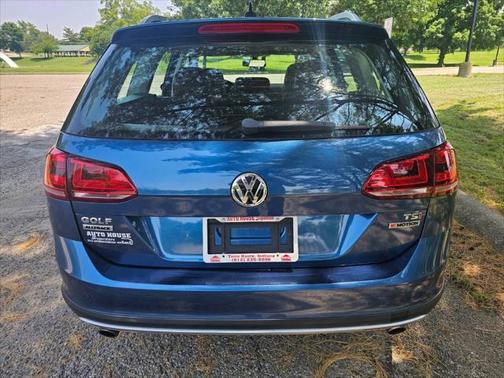 2017 Volkswagen Golf Alltrack TSI SE