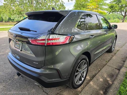 Carbonized Gray Metallic 2021 Ford Edge Titanium