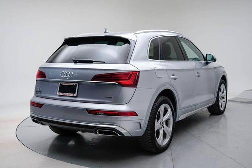 2022 Audi Q5 45 S line Premium Plus