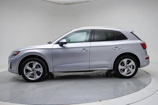 2022 Audi Q5 45 S line Premium Plus
