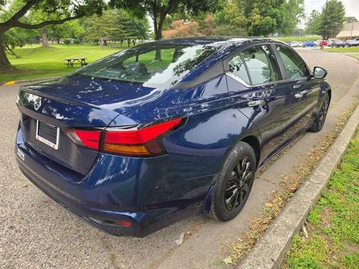 Deep Blue Pearl 2021 Nissan Altima S FWD