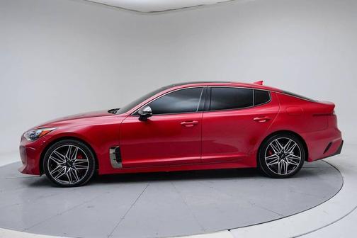 2022 Kia Stinger GT2