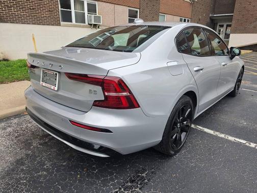 Silver 2024 Volvo S60 B5 Core Dark Theme
