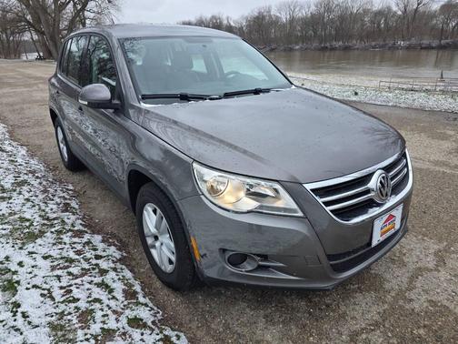 2011 Volkswagen Tiguan S