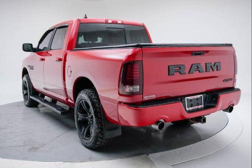 2018 RAM 1500 Night Crew Cab 4x4 5'7' Box