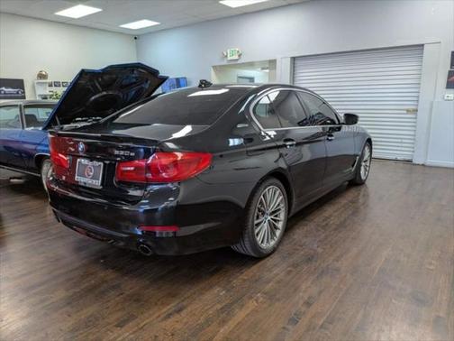 2018 BMW 530e iPerformance