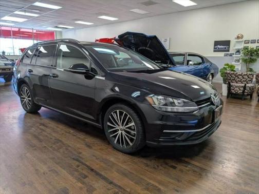 2018 Volkswagen Golf SportWagen TSI S