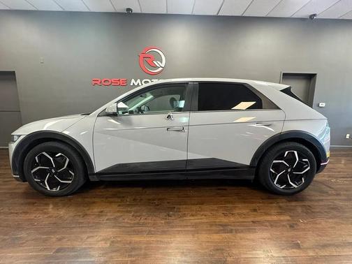 Cyber Gray 2022 Hyundai IONIQ 5 SEL