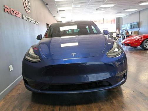 2021 Tesla Model Y Long Range Dual Motor All-Wheel Drive