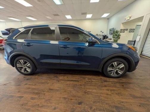 2020 Kia Niro LXS