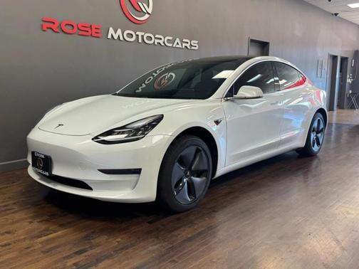 2019 Tesla Model 3 Standard Range