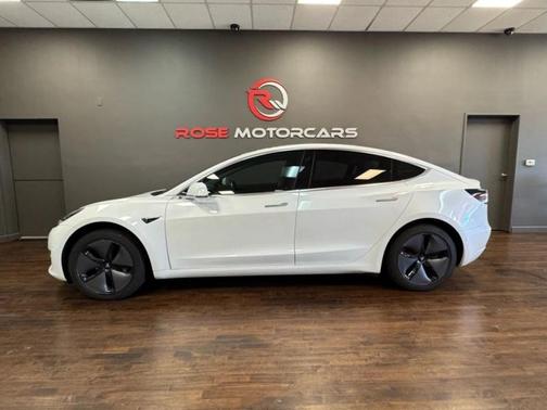 2019 Tesla Model 3 Standard Range