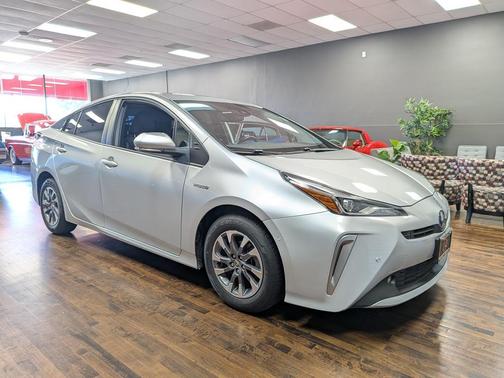 2022 Toyota Prius L