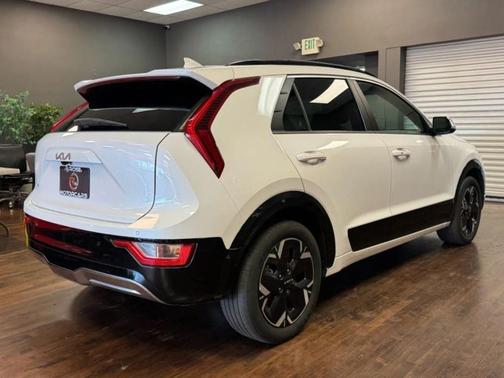 2023 Kia Niro EV Wind