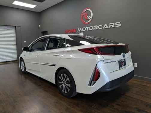 2020 Toyota Prius Prime XLE