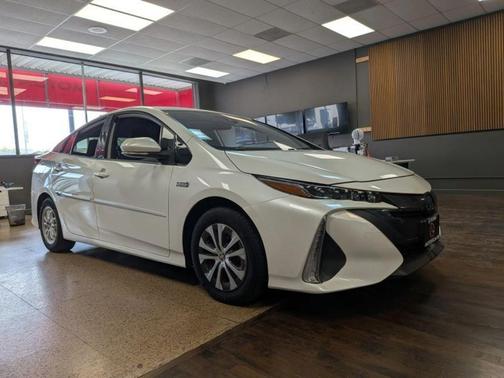 2020 Toyota Prius Prime XLE