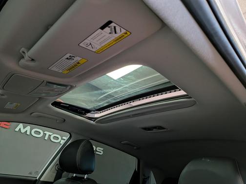 2022 Kia Niro Plug-In Hybrid EX Premium