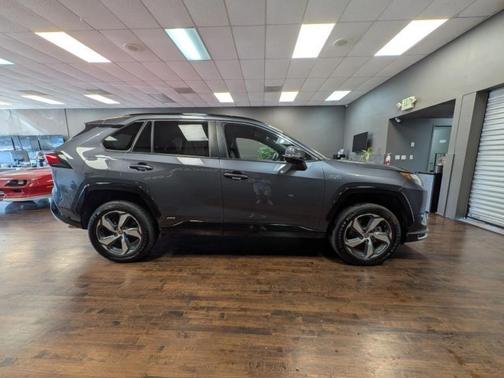 2022 Toyota RAV4 Prime SE