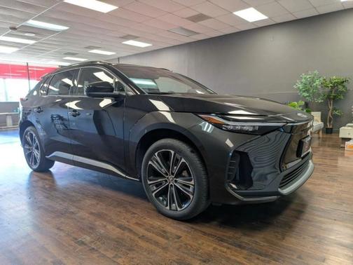2023 Toyota bZ4X Limited
