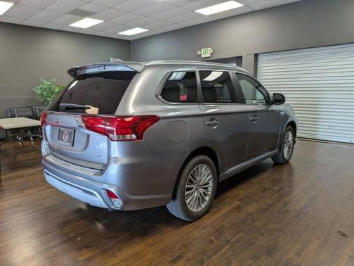 2020 Mitsubishi Outlander PHEV SEL