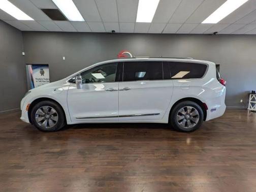 2019 Chrysler Pacifica Hybrid Limited