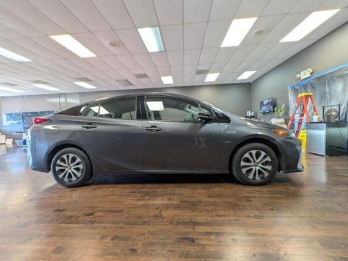 2020 Toyota Prius Prime XLE
