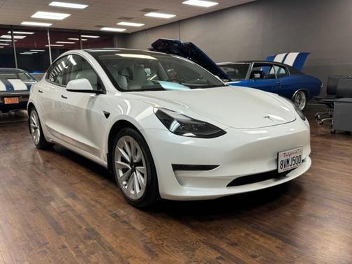 2021 Tesla Model 3 Standard Range Plus