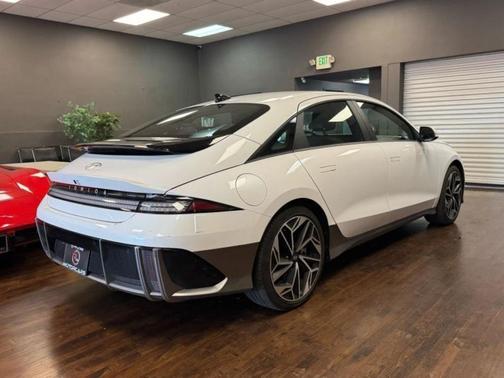 2023 Hyundai IONIQ 6 SEL