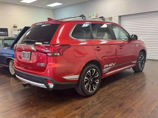2018 Mitsubishi Outlander PHEV SEL