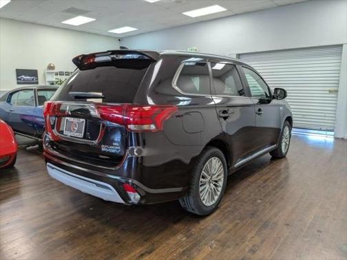 2019 Mitsubishi Outlander PHEV GT