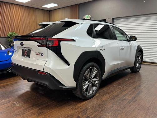 2023 Subaru Solterra Limited