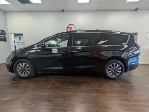 2021 Chrysler Pacifica Hybrid Touring L