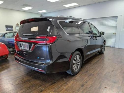 2021 Chrysler Pacifica Hybrid Touring L