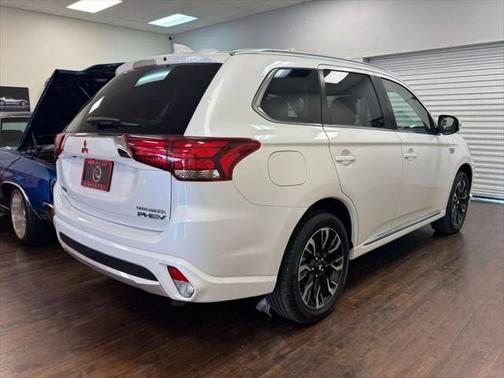 2018 Mitsubishi Outlander PHEV SEL