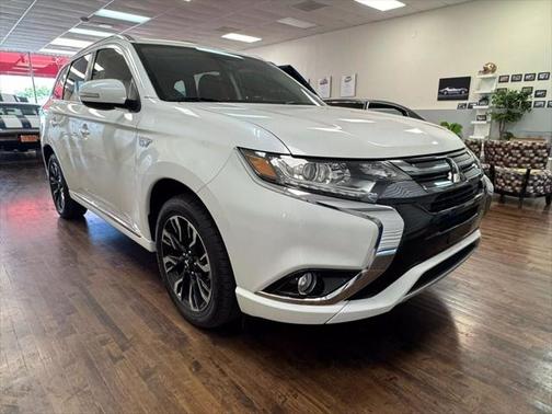 2018 Mitsubishi Outlander PHEV SEL