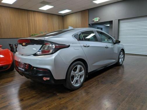 2018 Chevrolet Volt LT