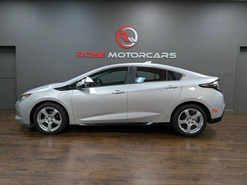 2018 Chevrolet Volt LT