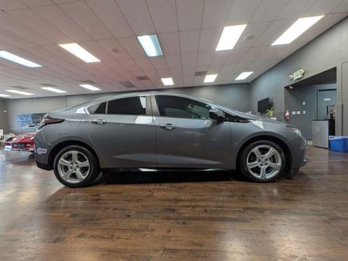 2019 Chevrolet Volt LT