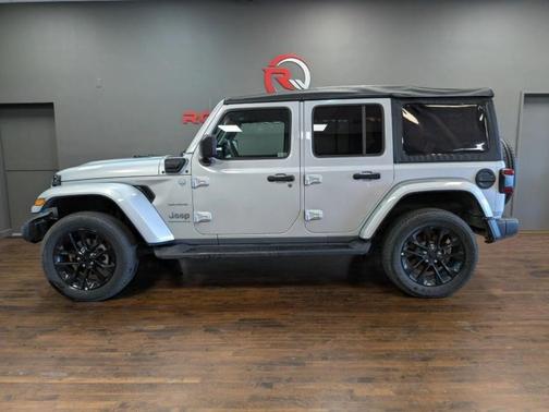 2023 Jeep Wrangler 4xe Sahara