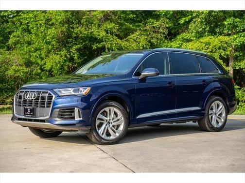 2022 Audi Q7 55 Premium Plus