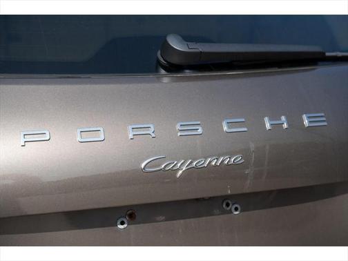 2016 Porsche Cayenne Base