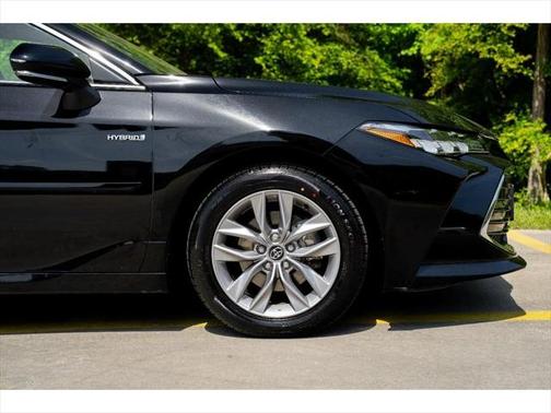 2020 Toyota Avalon Hybrid XLE