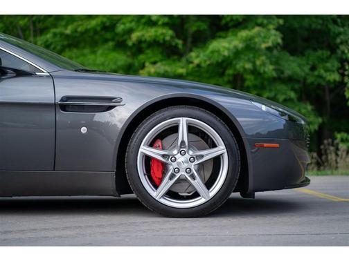 2008 Aston Martin V8 Vantage Base